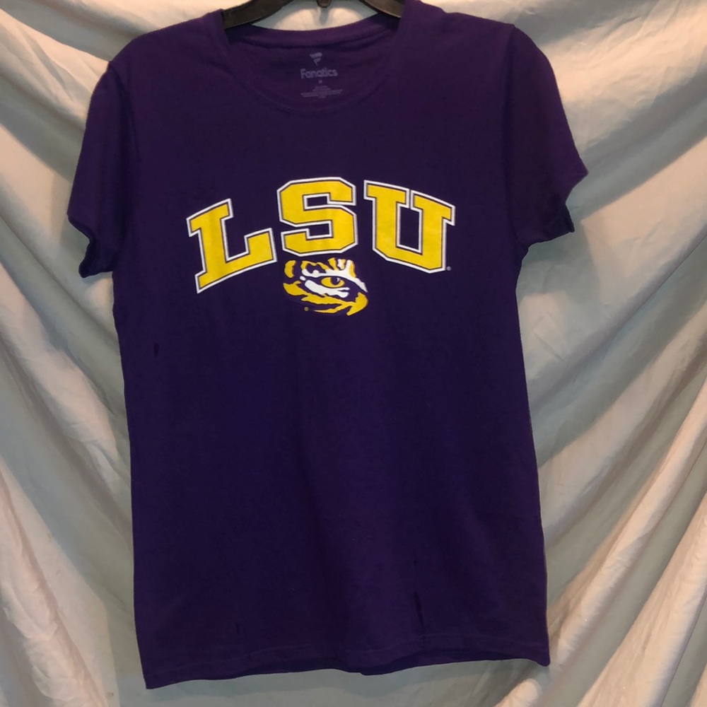 NWT- Fanatics LSU logo tee- size M